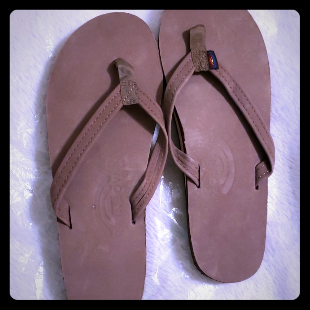 Rainbow flip flops M 6.5-7.5
